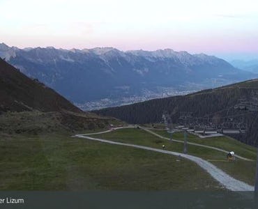 Axamer Lizum - Webcam Golden Roofpark 2110