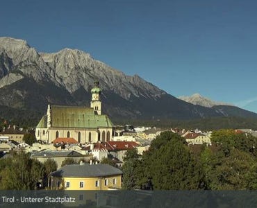 Glungezer – Tulfes - Webcam Unterer Stadtplatz 570